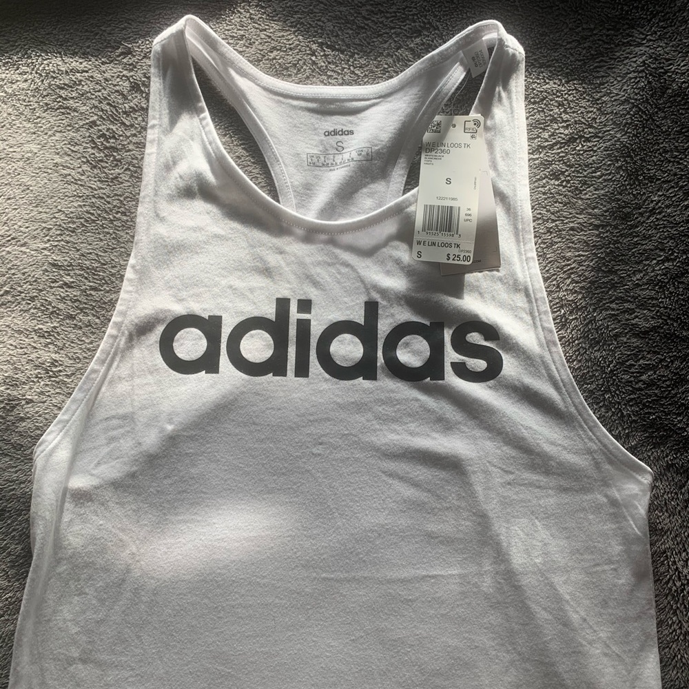 Adidas tank ✔️